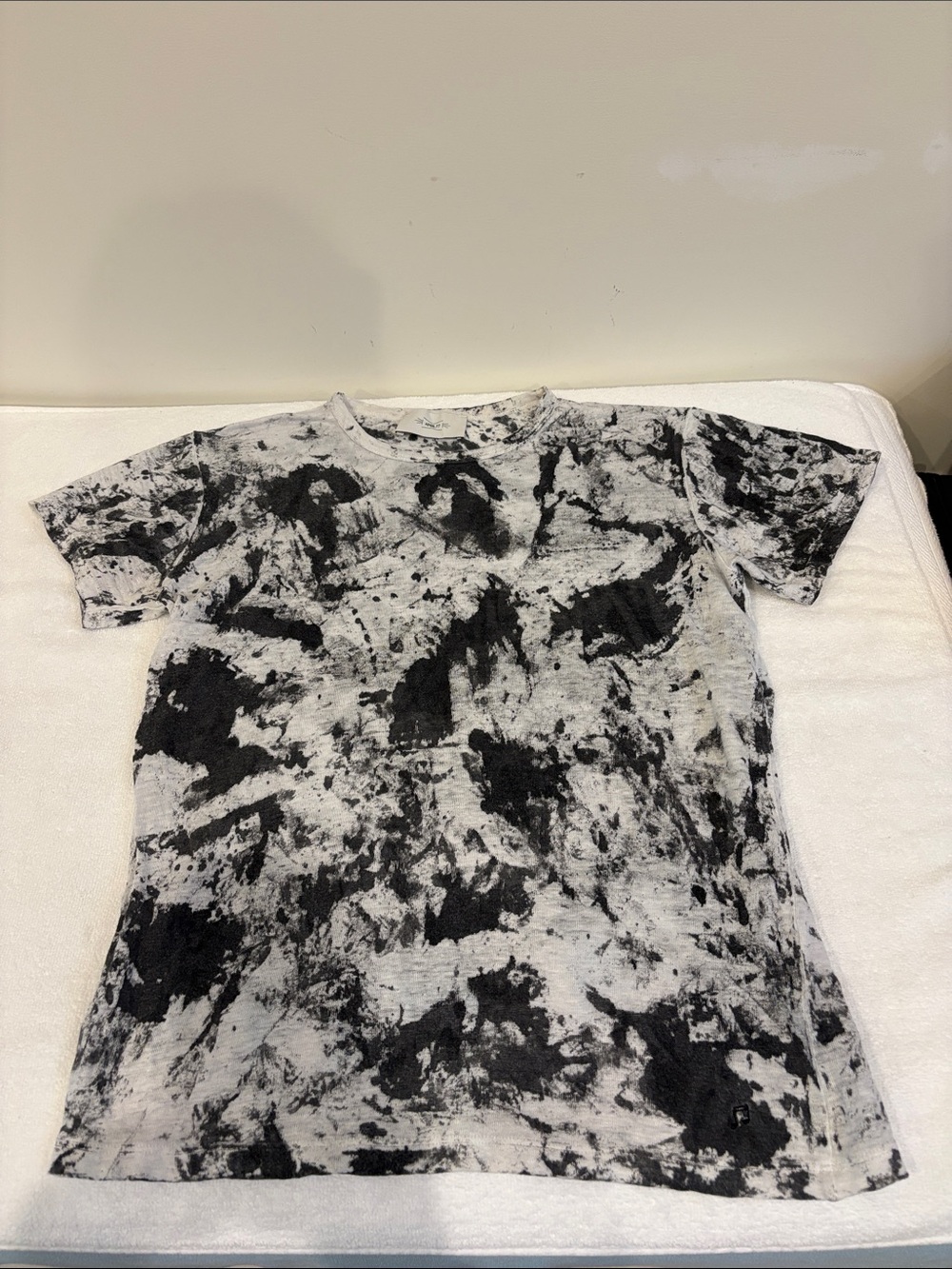April77 French Designer: Rare Black & White Tie-Dye Crew Neck T-Shirt
